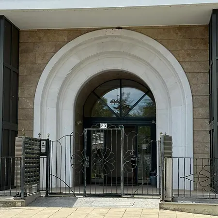 Roma * نيسيبار